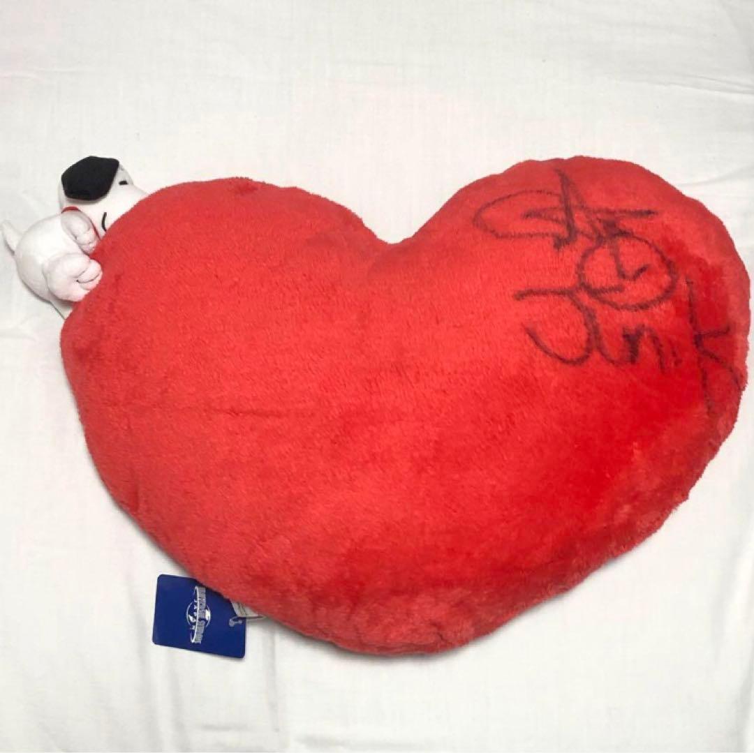 2PM のサイン入りクッション 非売品