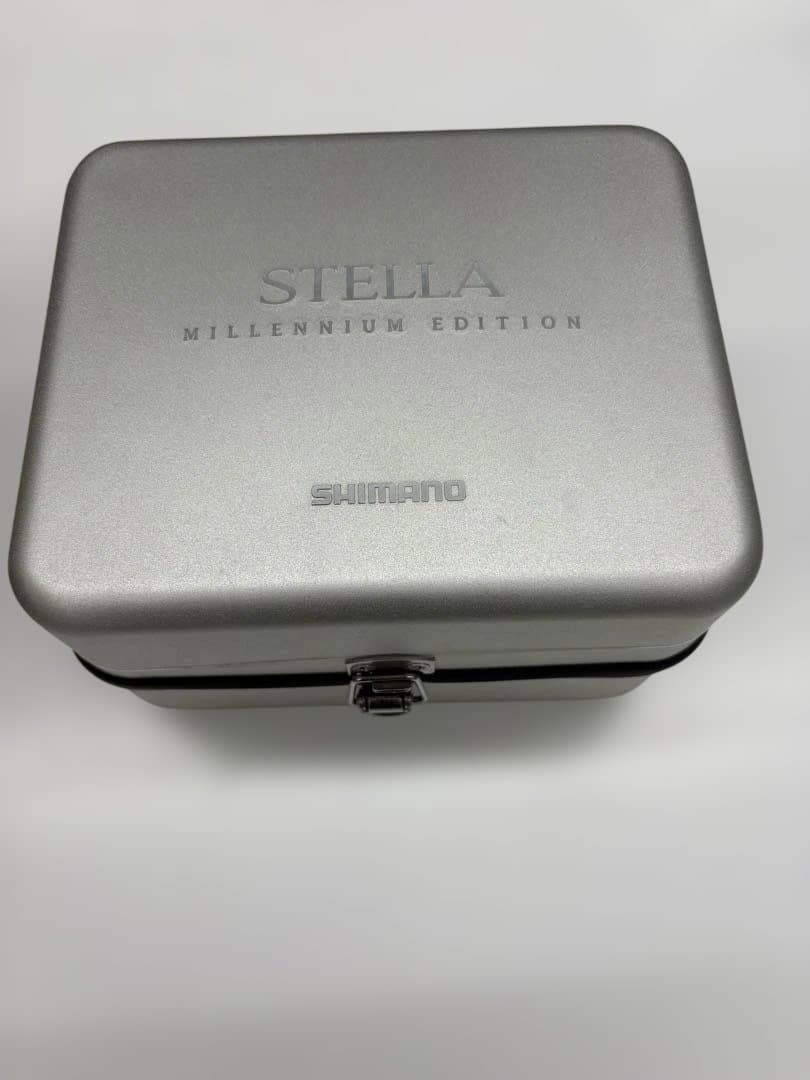 シマノ 00ステラ 2500SSミレニアムエディション 専用ケース付き