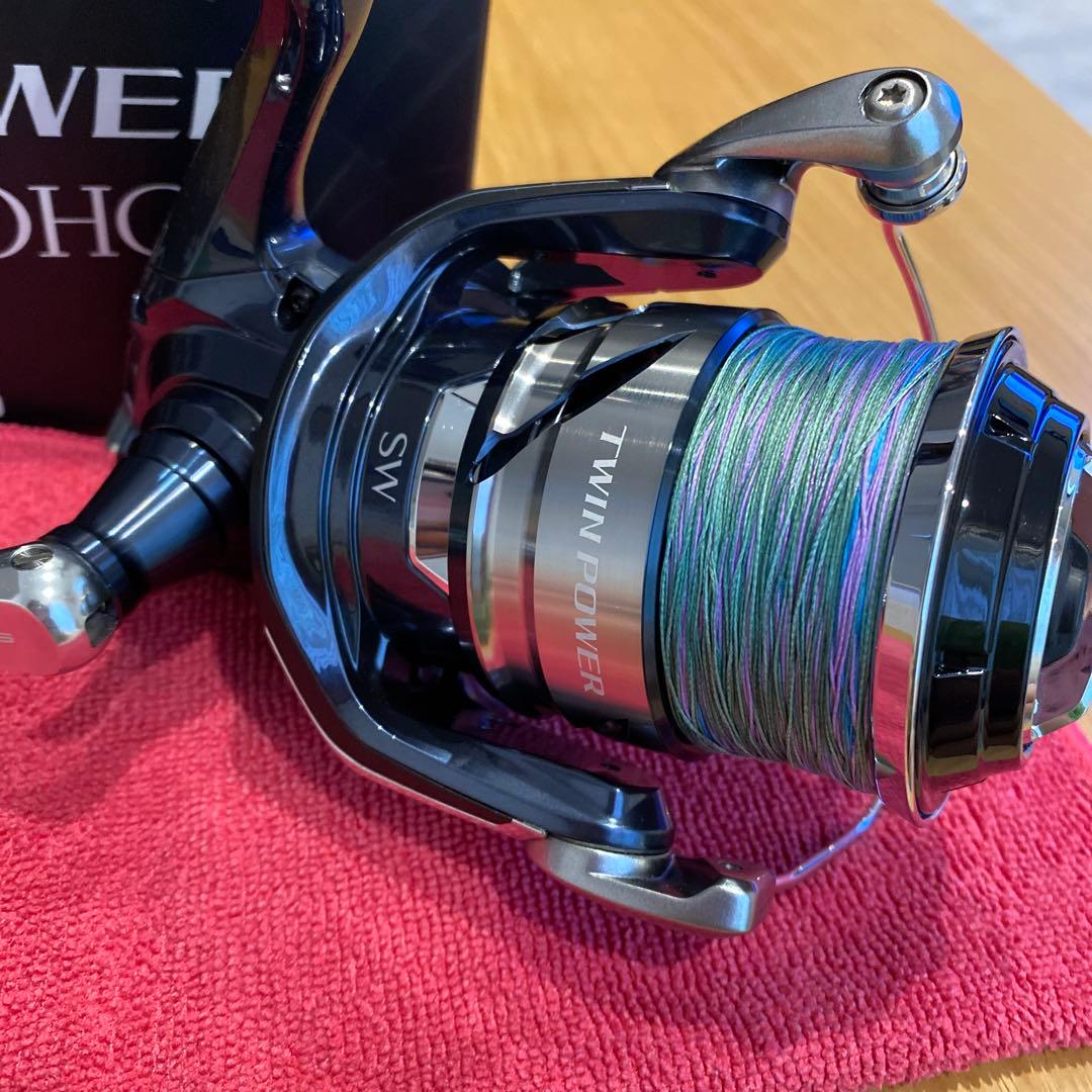 極美品 シマノ ツインパワーSW 8000HG 10×10 X8４号300m付き