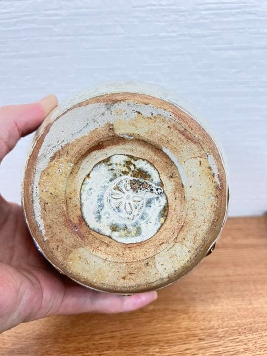 古唐津？年代ものの割れ壺