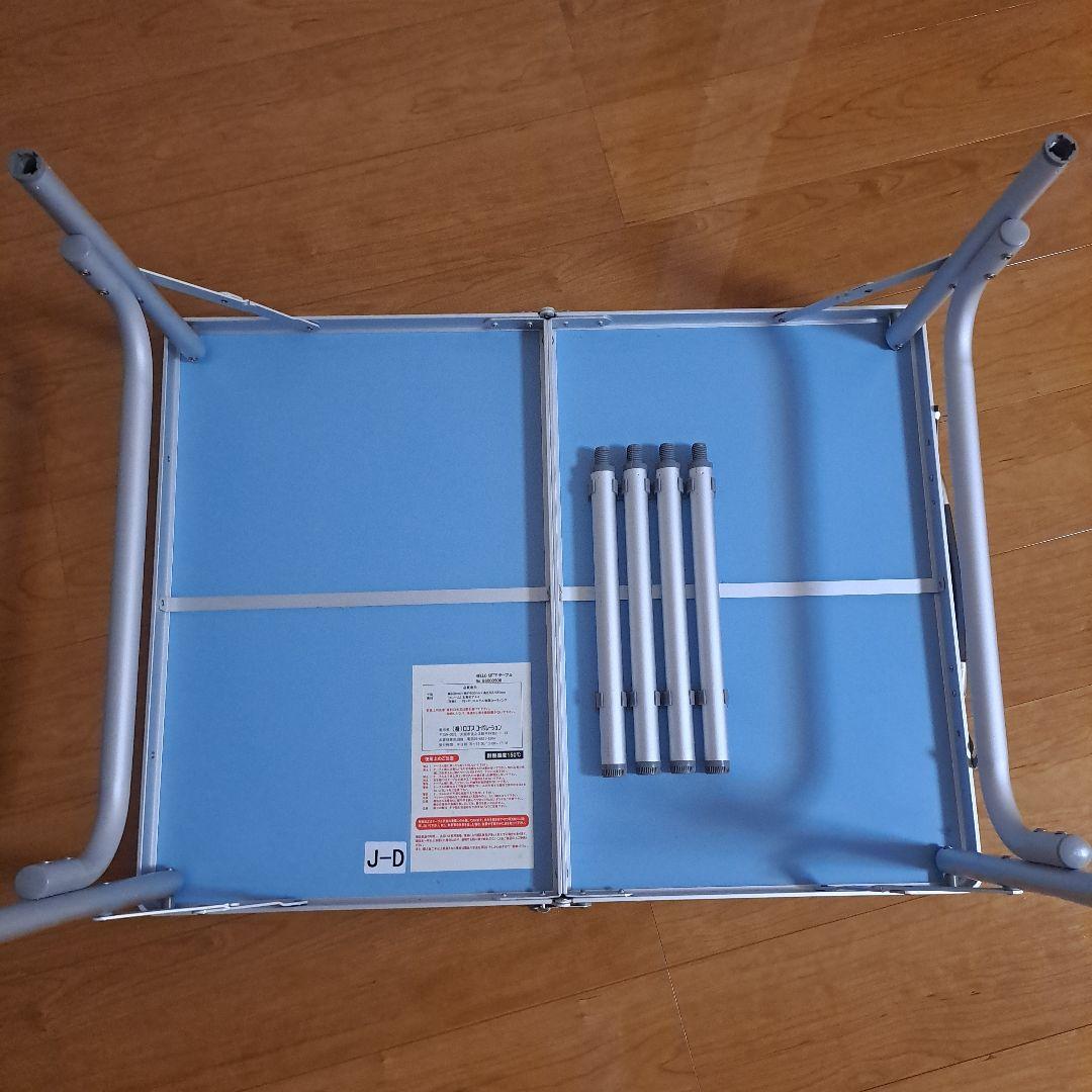 jujuさまご予約品　HELLO KITTY テーブル 60cm x 80cm