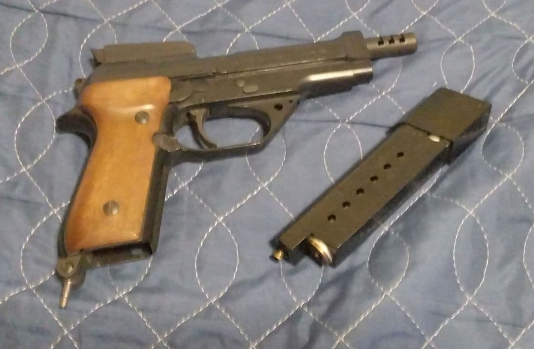 東京マルイ　デザートイーグル。マルゼン　M93R ジャンク　ASGK認定