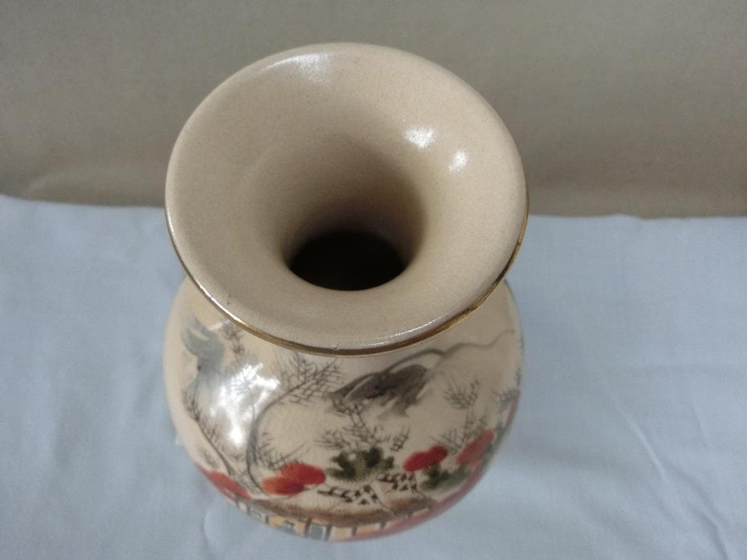 輸出品！【薩摩焼花瓶　花器　山水家魚文　全面に色絵キレイ　在銘・Ｋ・】鑑賞陶磁器