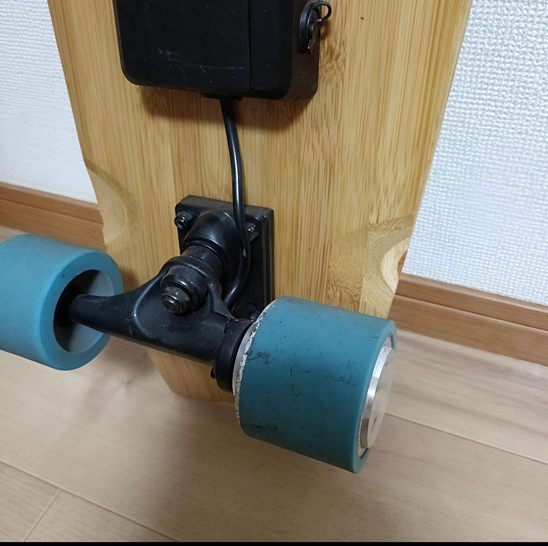 Bmove Surf 電動サーフスケート 新型高性能 充電器付き