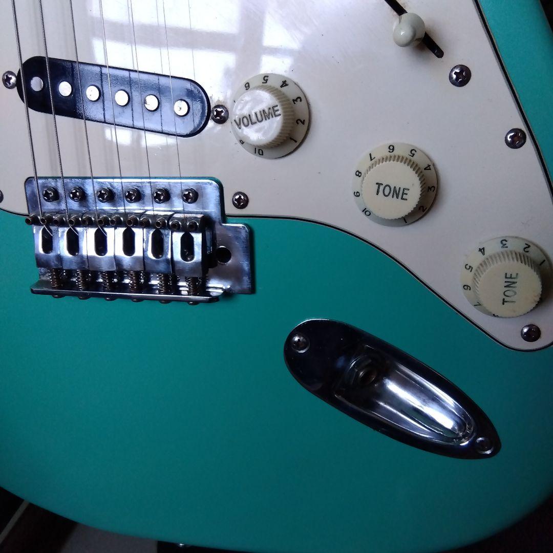 ストラト、 エレキギターエメラルドグリーン…値下げ！