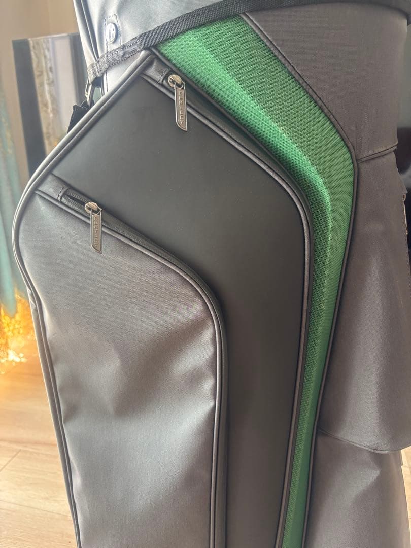 新品BENTLEY（ベントレー）ゴルフクラブバッグ ゴルフバッグ 高級デザイン