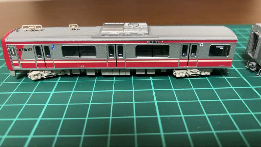 グリーンマックス京急新1000形ステンレス車(SRアンテナ付き・台座無し)