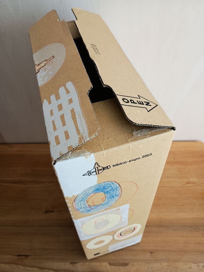 日比野克彦 立体 アート 作品