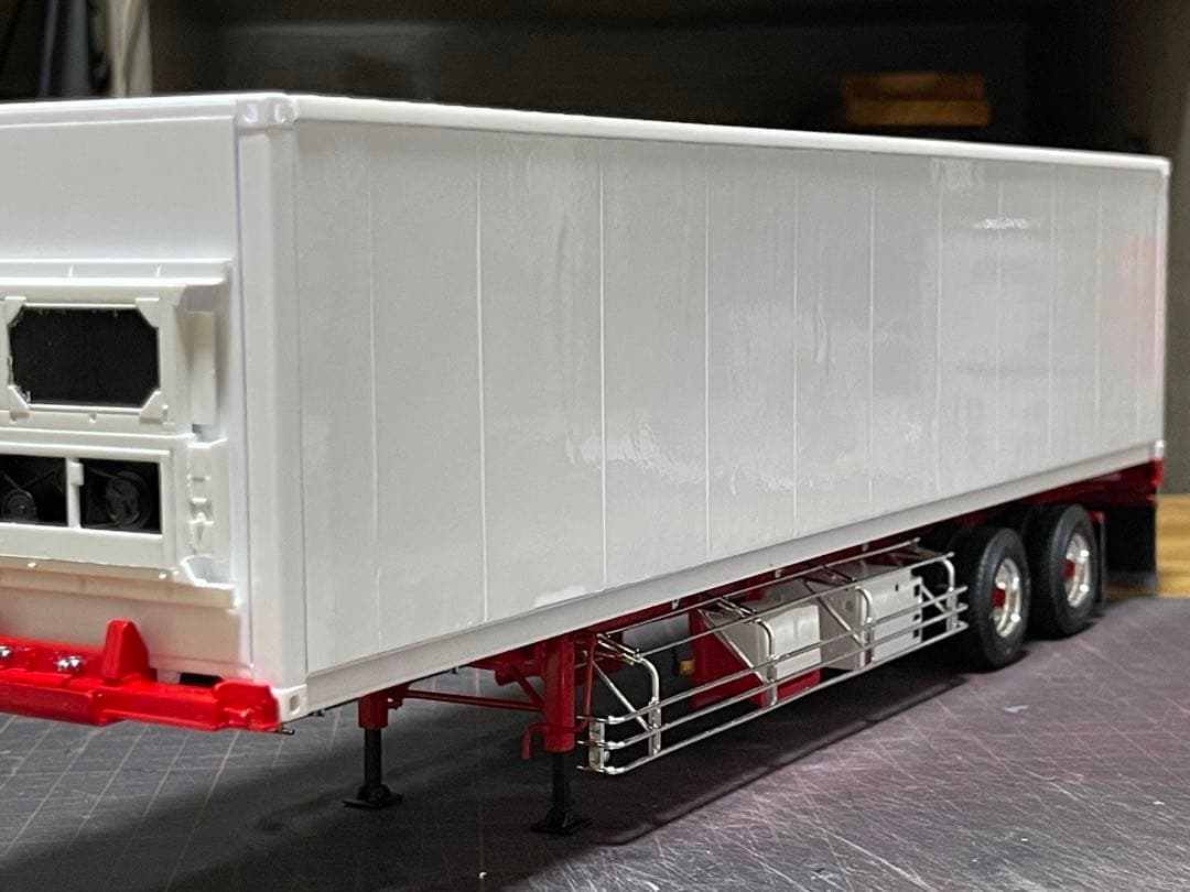 デコトラ‼️1/32 40フィート海コントレーラー2軸MG付きシャーシ