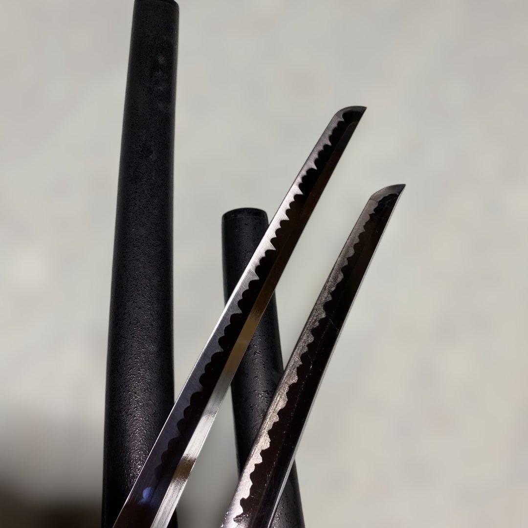 格安模造刀大小２本 濃緑柄 龍彫透し丸鍔 黒梨地鞘