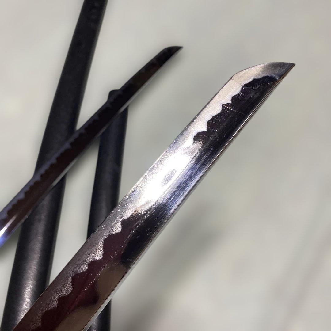 格安模造刀大小２本 濃緑柄 龍彫透し丸鍔 黒梨地鞘