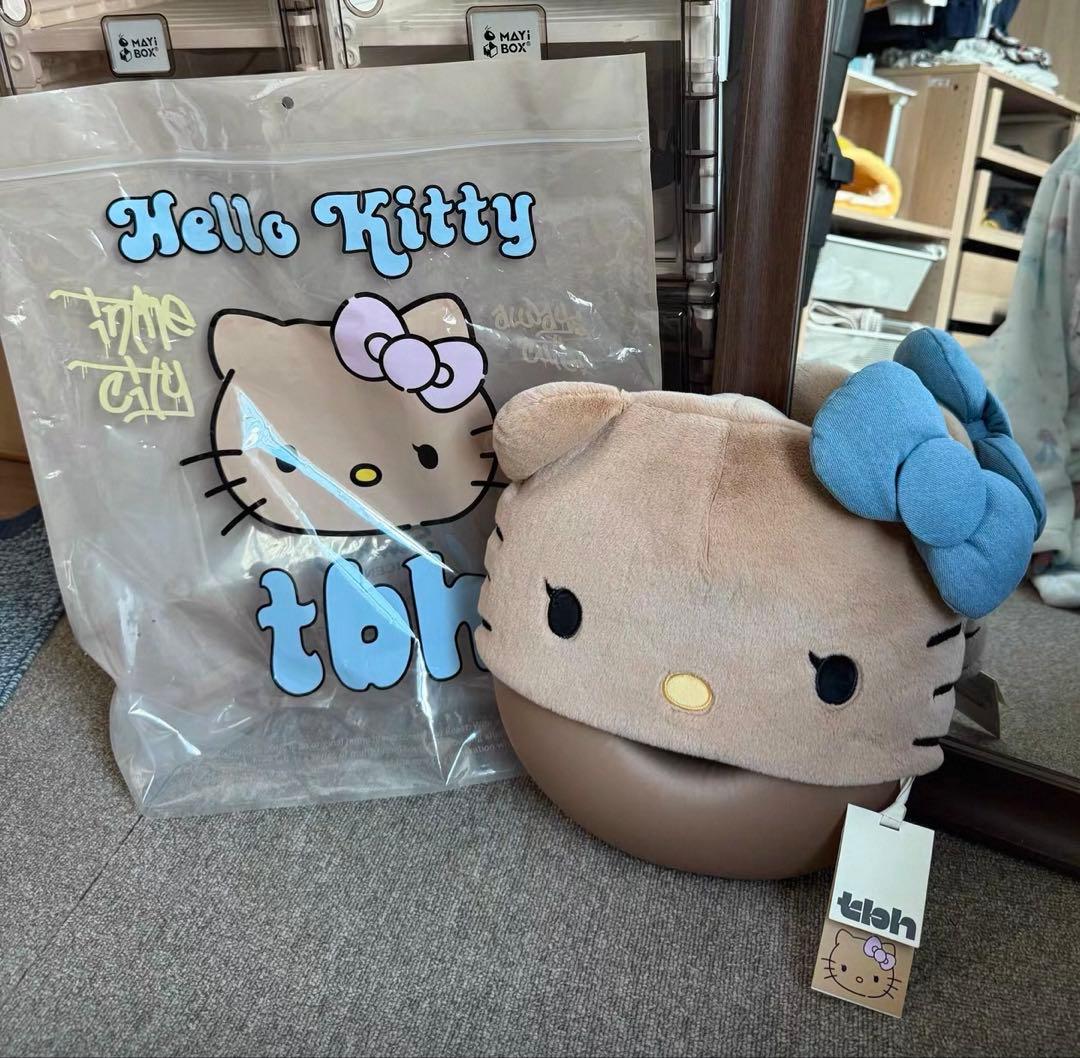 【海外限定】Hello Kitty TBH 日焼けキティ ネックピロー