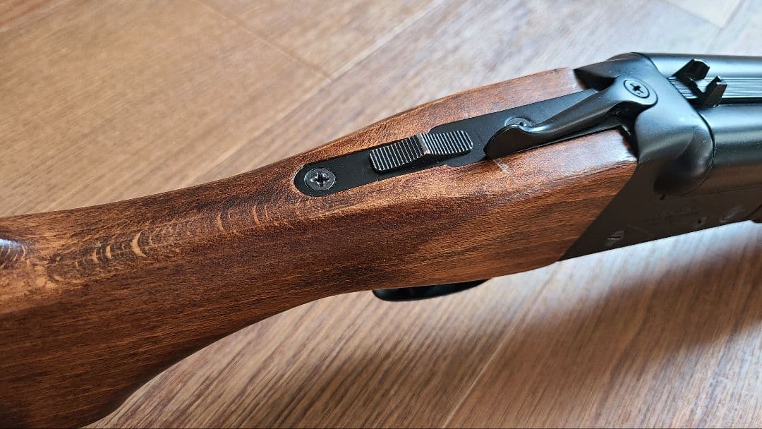 ジャンク 華山マッドマックスダブルバレルショットガンシェル２個付きエアガン18禁