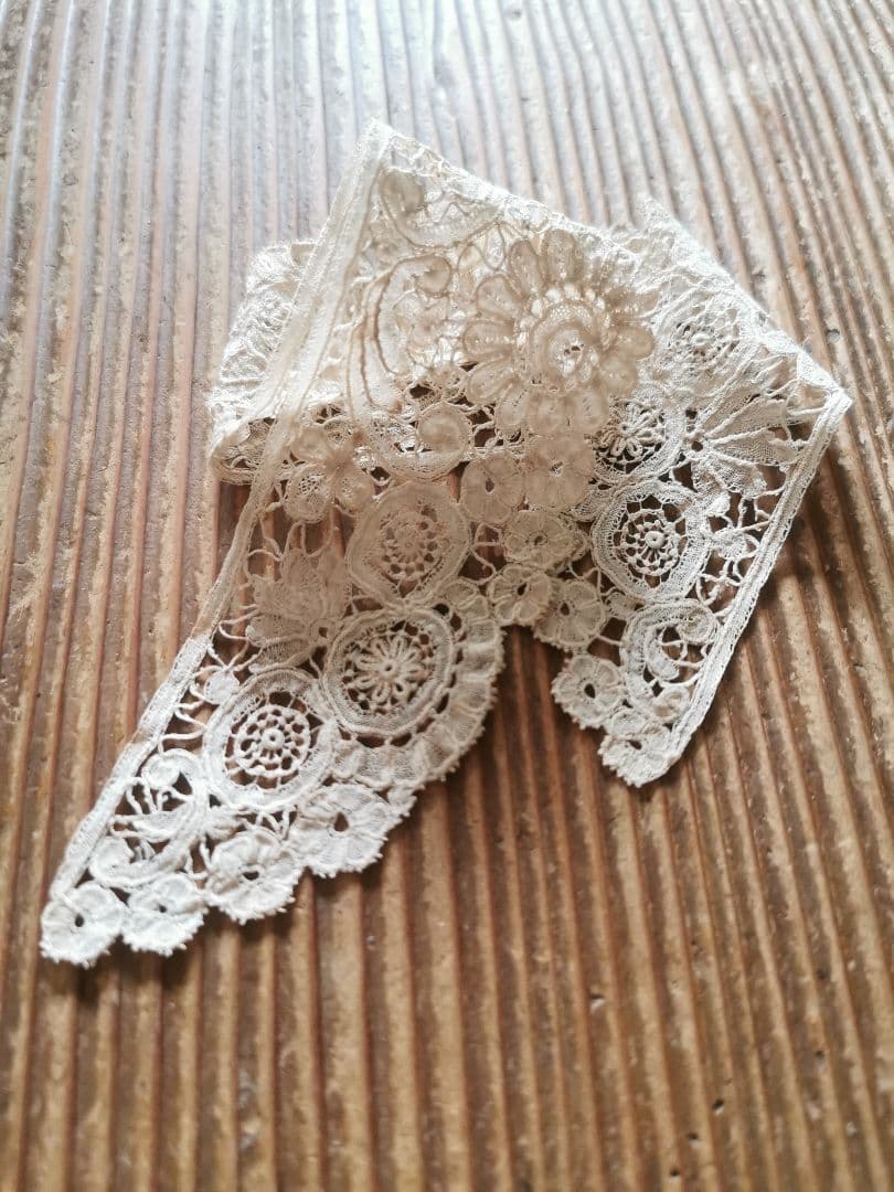 アンティーク ポワンドローズ ロゼッタ ボビン＆ニードルワークレース 付け襟