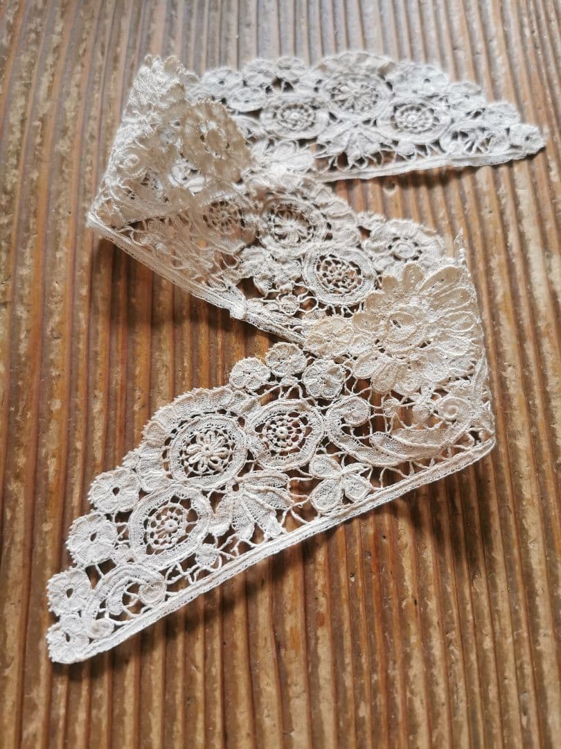 アンティーク ポワンドローズ ロゼッタ ボビン＆ニードルワークレース 付け襟