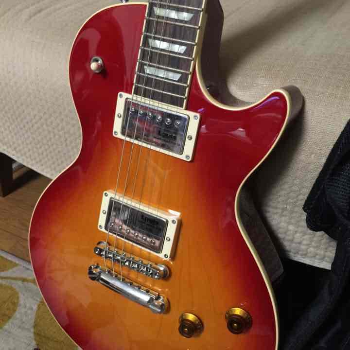 定価11万CoolZレスポールギターレッド