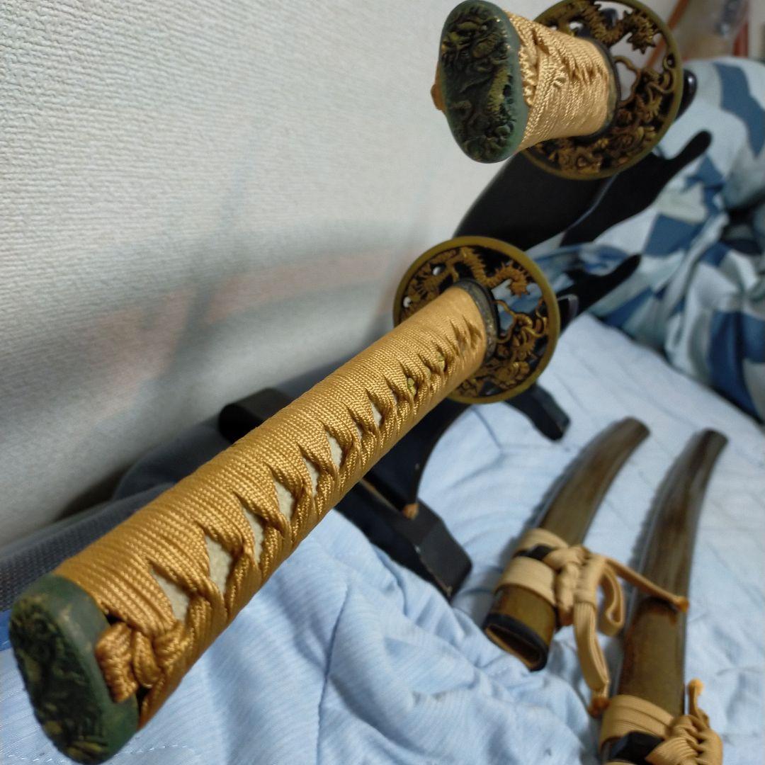 居合刀　模造刀　日本刀　刀剣　鮫皮 透かし鍔　大小二本　刃紋