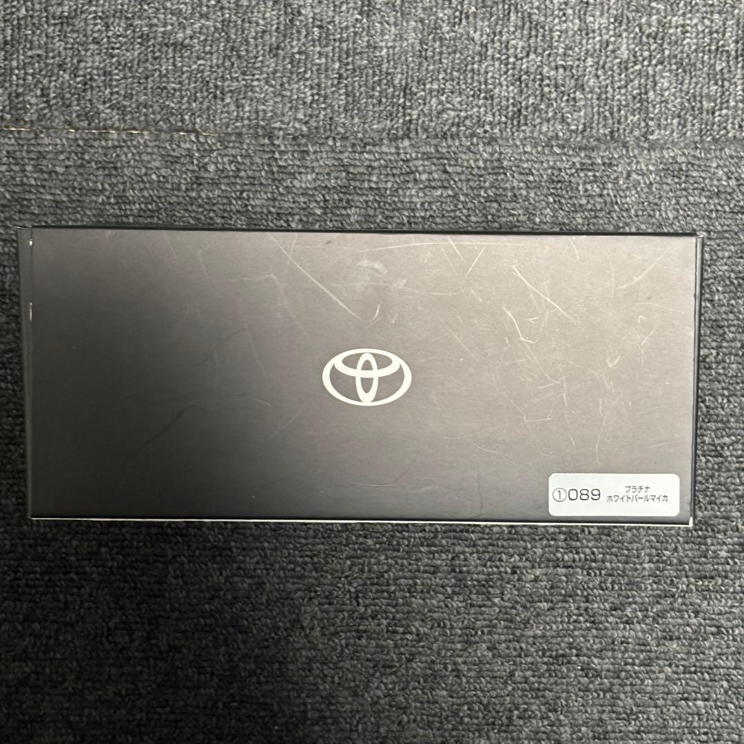 ヴェルファイア非売品ミニカー