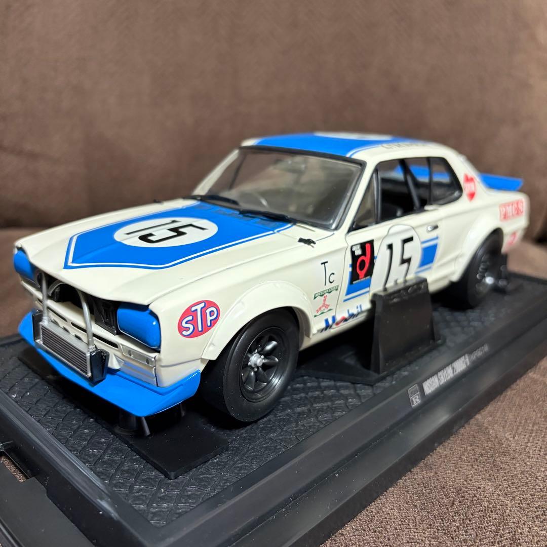 京商 NISSAN SKYLINE 2000GT-R ミニカー 1/18