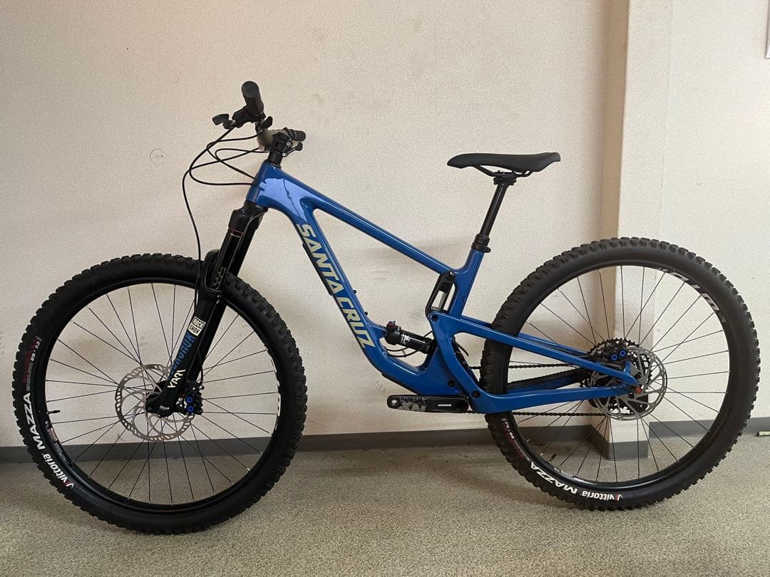 SANTA CRUZ HIGHTOWERサイズM