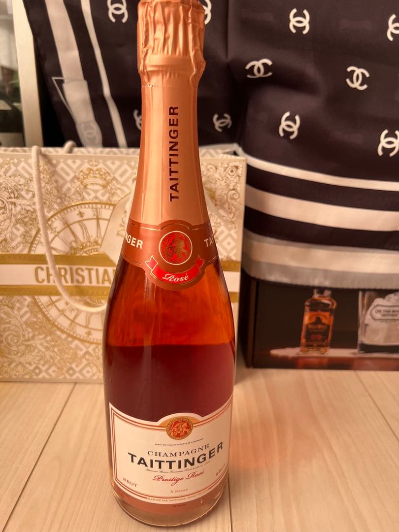 Taittinger Prestige Rosé シャンパン
