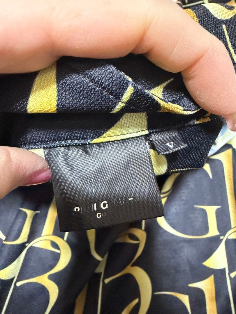 1PIU1UGUALE3 GOLFポロシャツとショートパンツのセットアップ