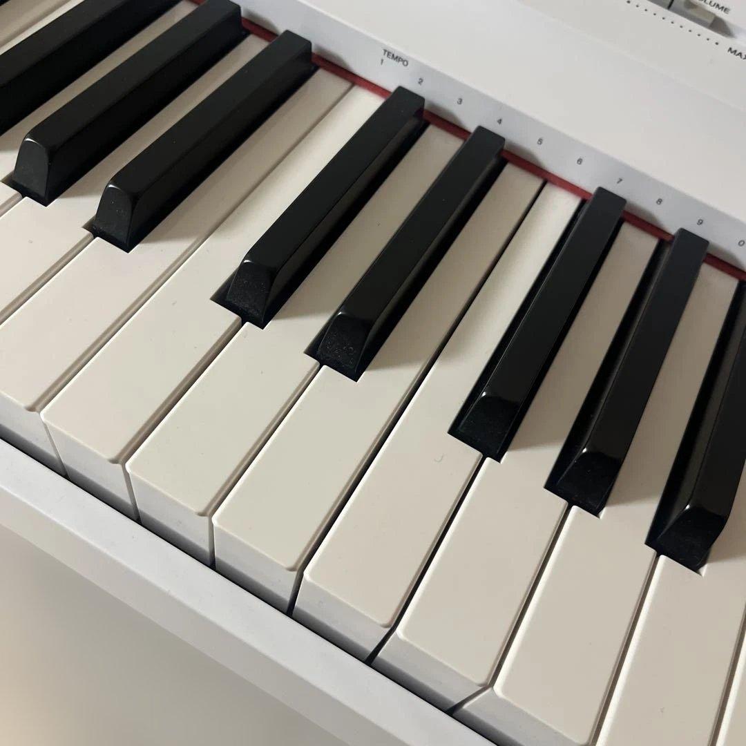 Piano Yamaha P-125 電子ピアノ