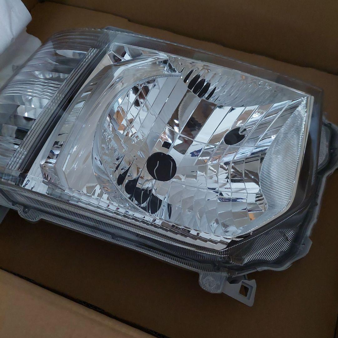 新品 レジアスエース CRF-TRH200 左 ヘッドランプユニット ASSY