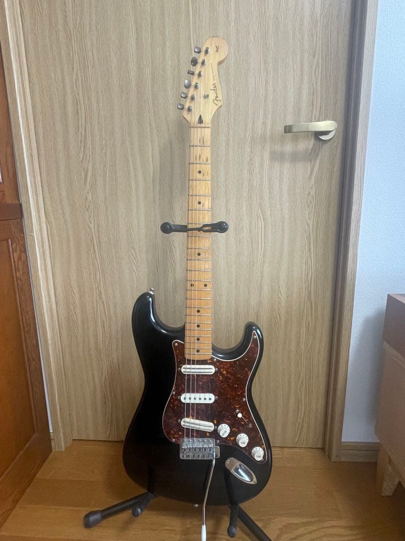 フェンダーバイ　スクワイア ストラトキャスタータイプ エレキギター