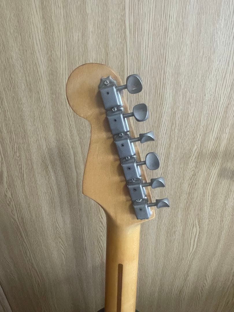 フェンダーバイ　スクワイア ストラトキャスタータイプ エレキギター