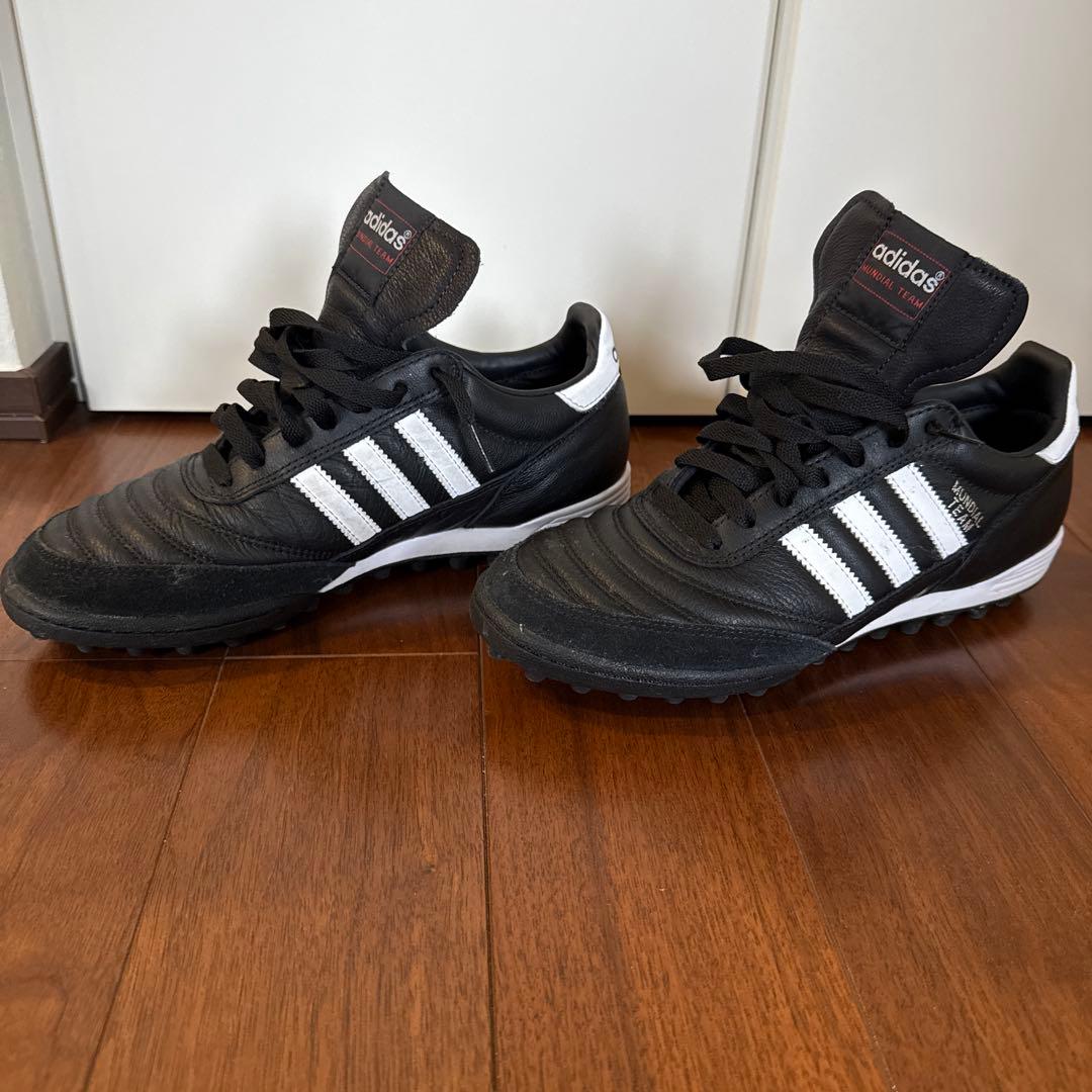 adidas Mundial Team ブラック/ホワイト 25.5