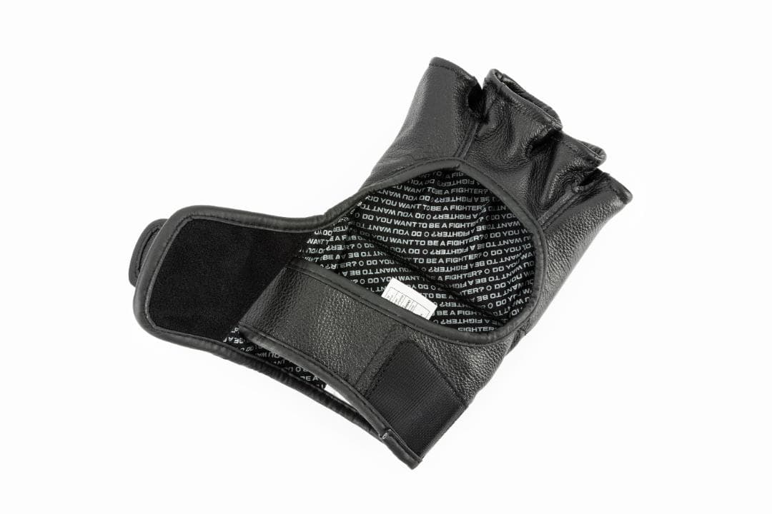 公式販売店【独占】UFC3Eight 公式試合用　グローブ新品 激レアS-L