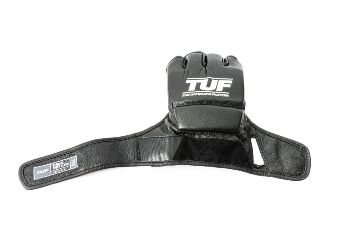 公式販売店【独占】UFC3Eight 公式試合用　グローブ新品 激レアS-L