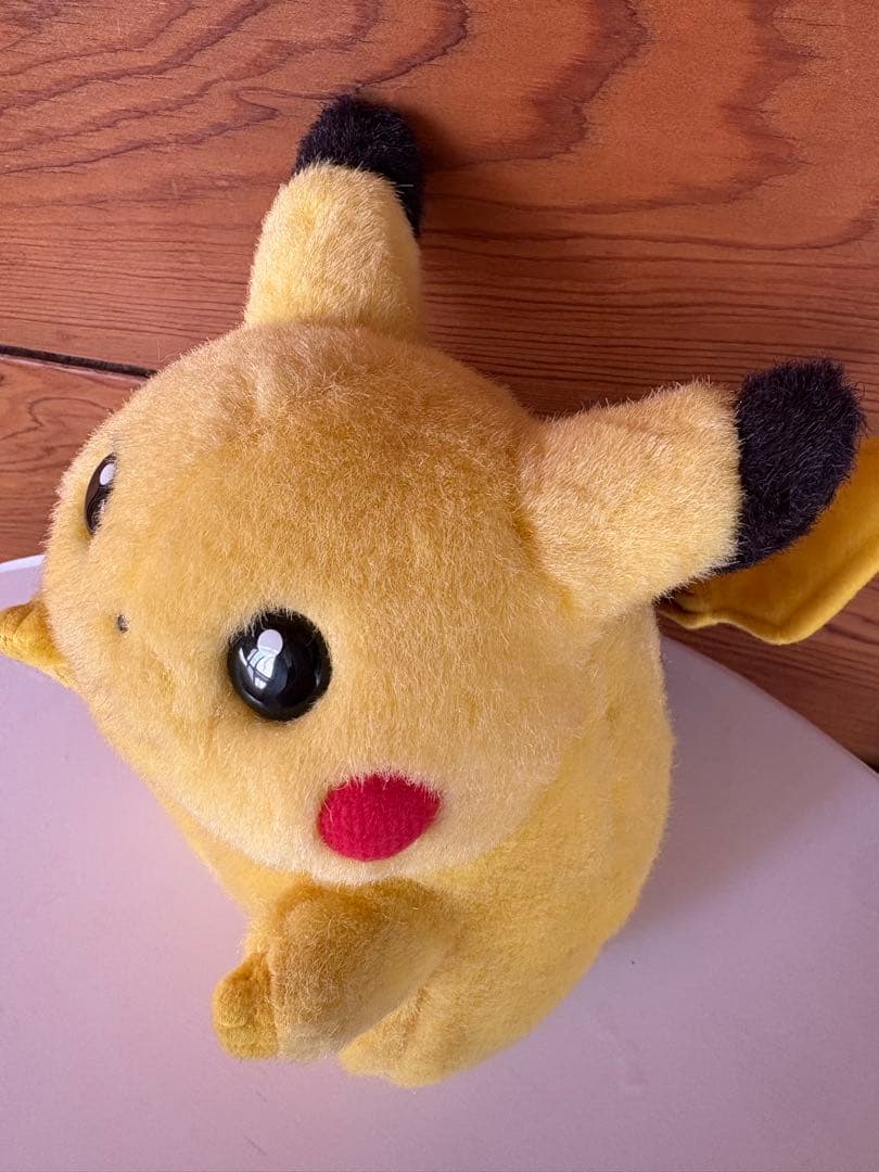 お腹を押すと鳴くピカチュウ　初期