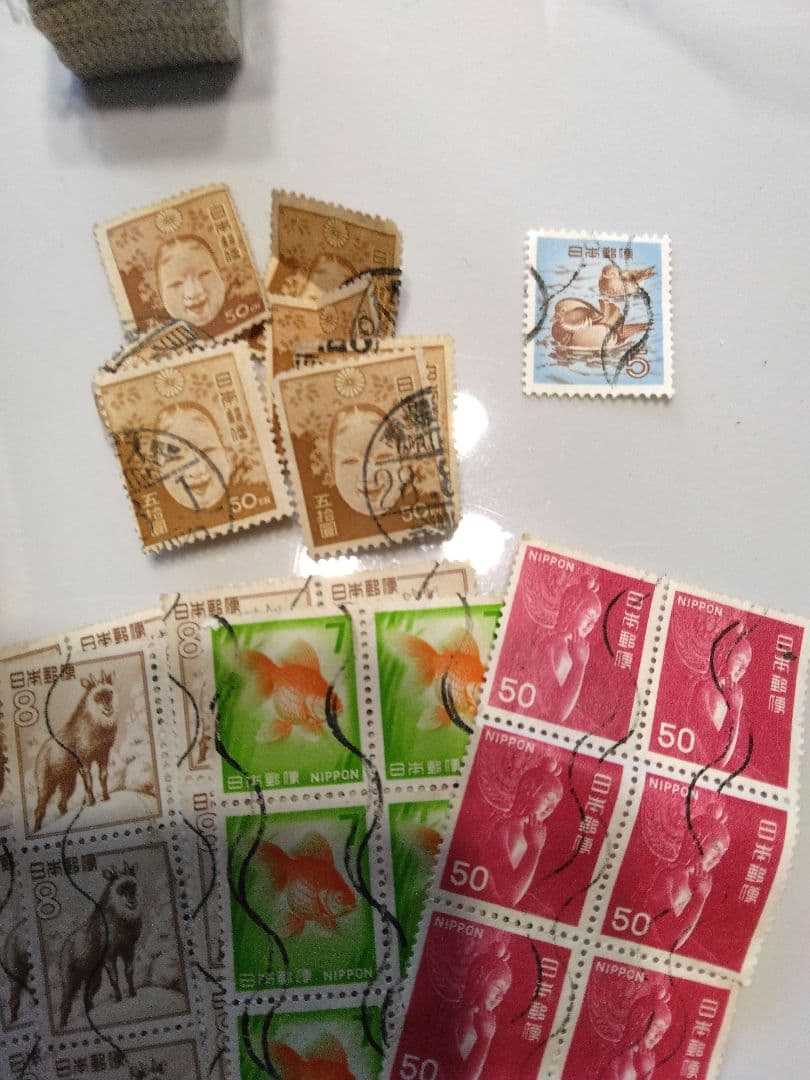使用済み切手 ２万枚以上あり 丹頂鶴 がん征圧 赤べこ 能面 弥勒菩薩 昭和