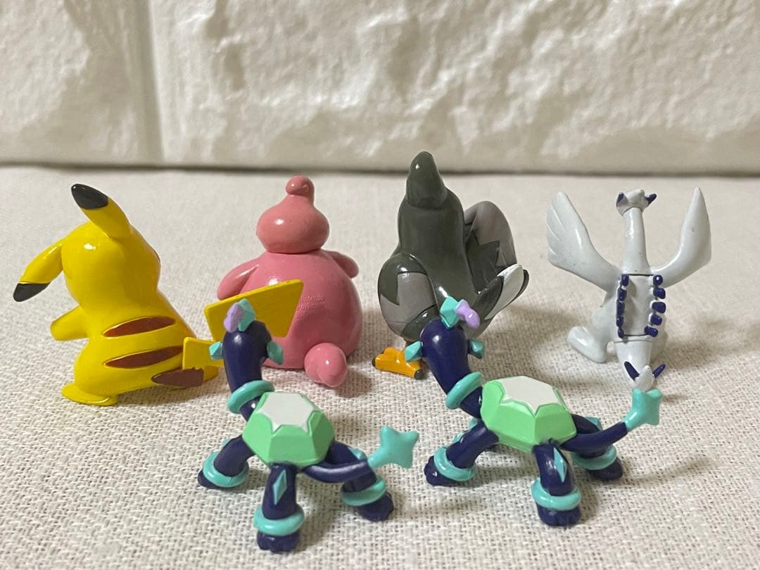 ポケモン　ミニフィギュアなど　ピカチュウ　ルギア　メガリザードンX ヘラクロス