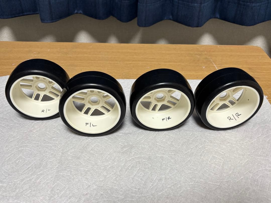 1/8 京商 インファーノGT2 GT3 タイヤホイール