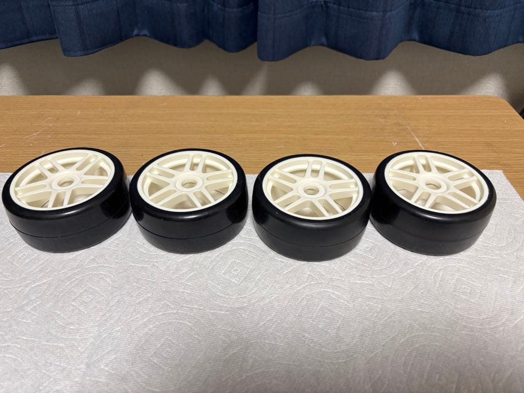 1/8 京商 インファーノGT2 GT3 タイヤホイール