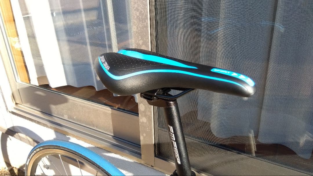 【整備済み】ルイガノ　CTR　2×9速　ロードバイク 700C　タイヤ・サドル黒