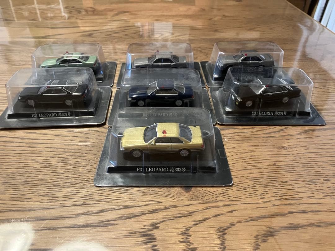 お値引きアオシマ1/64 あぶない刑事コレクション 覆面車7台セットカード付