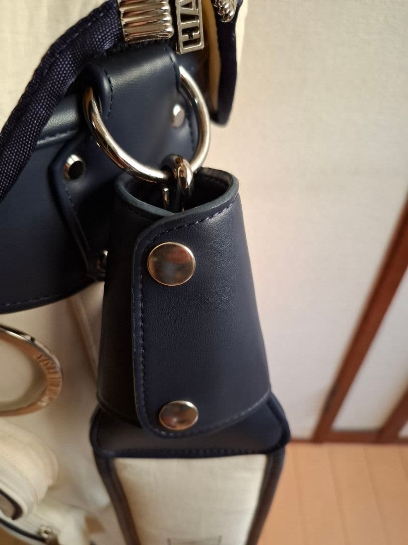 WAAC キャリー付き　ゴルフバッグ・キャディバッグ ホワイト・ネイビー