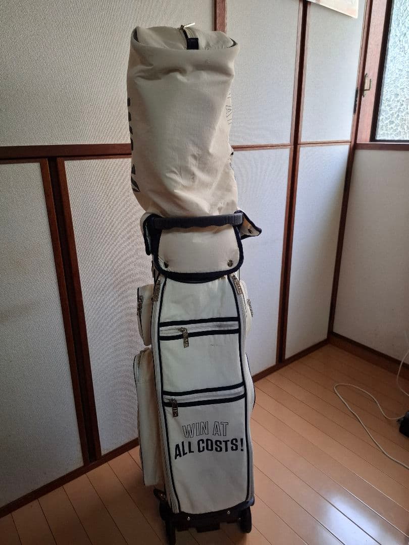 WAAC キャリー付き　ゴルフバッグ・キャディバッグ ホワイト・ネイビー