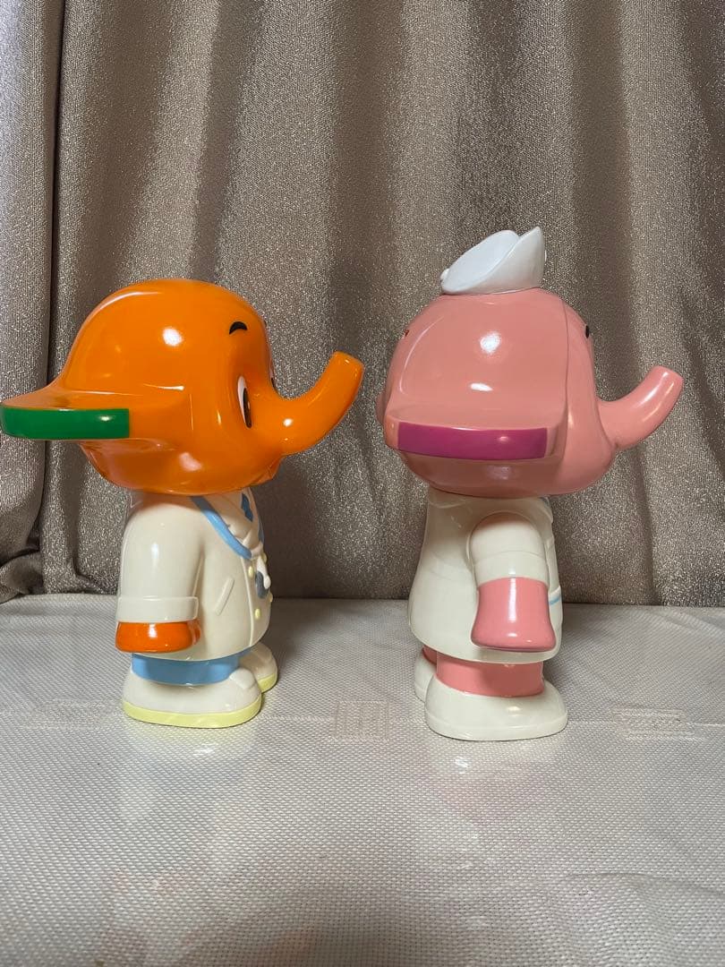 最終値下げ‼️サトちゃん、サトコちゃんの貯金箱セット　30cm