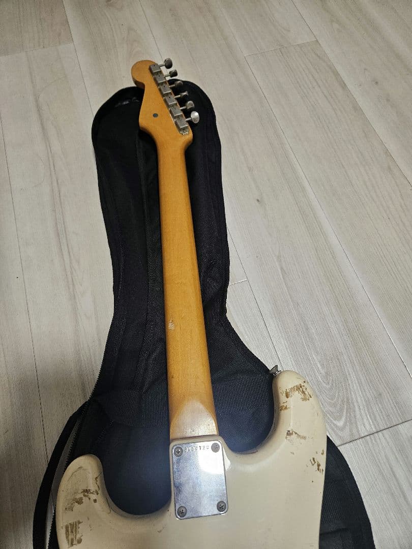 Squier JV初期 SST-50 フルオリジナル 3.2kg 当たり個体