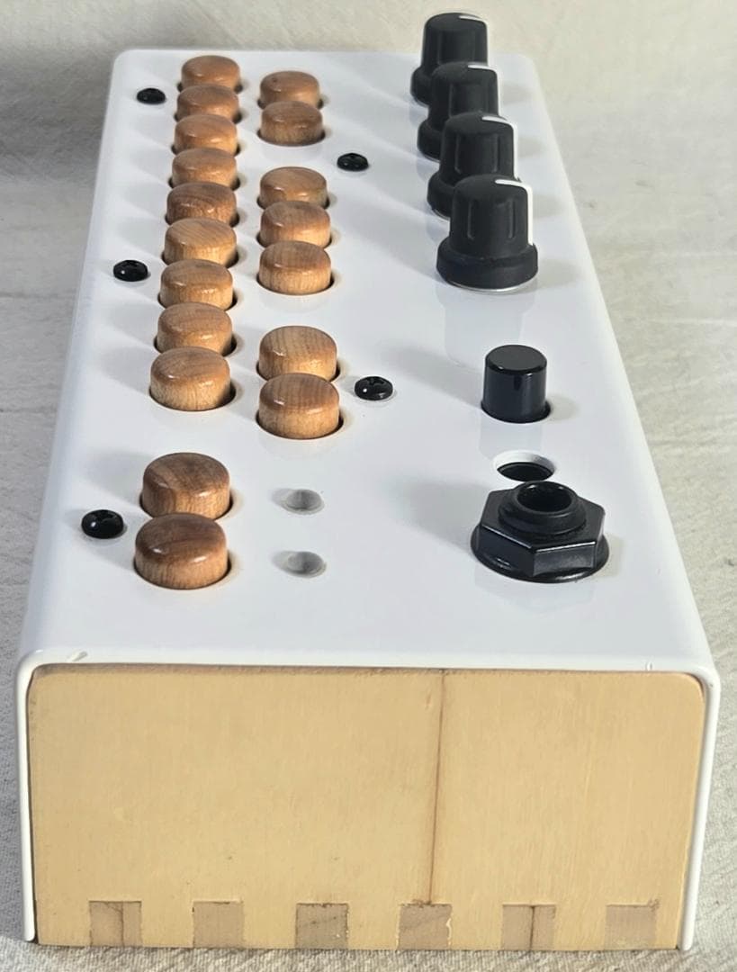 ★廃盤品!★ Bolsabass ボルサベース ガジェット ベースシンセ