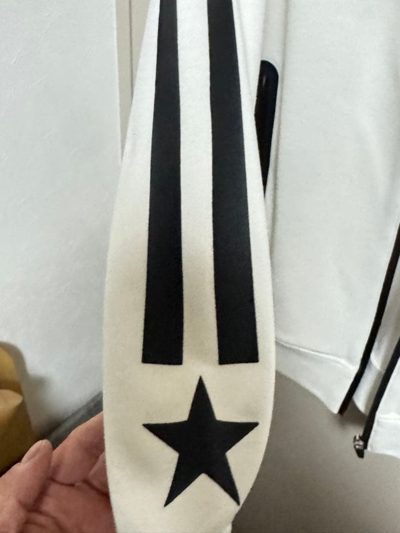 ラッセルノ　No7 ホワイト ジップアップジャケット サイズ6