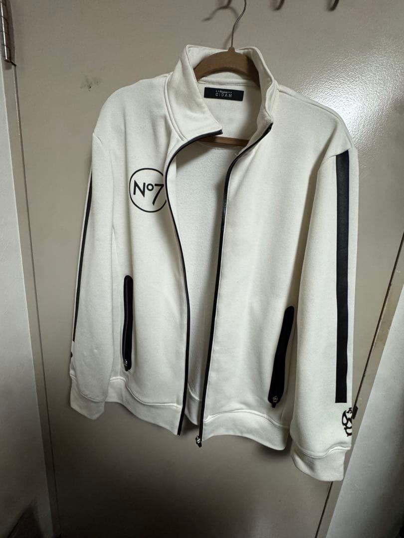 ラッセルノ　No7 ホワイト ジップアップジャケット サイズ6
