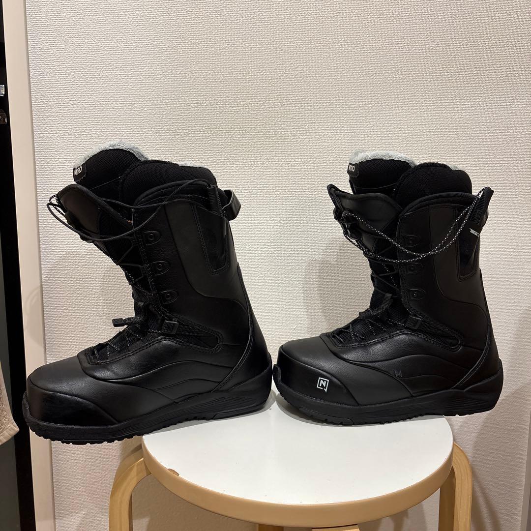 23-24 NITRO CROWN 24 ナイトロ　クラウン　スノーボードブーツ