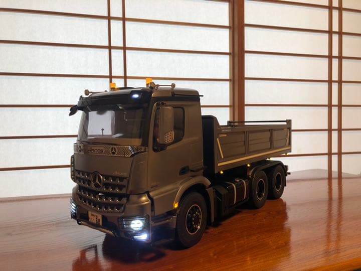 タミヤ 1/14 ベンツ アロクス3348 ダンプトラック