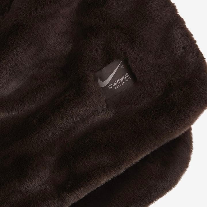 新品 未使用 NIKE ナイキ フェイクファー ブランケット